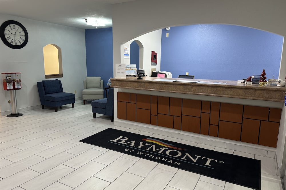 Baymont by Wyndham Omaha SW