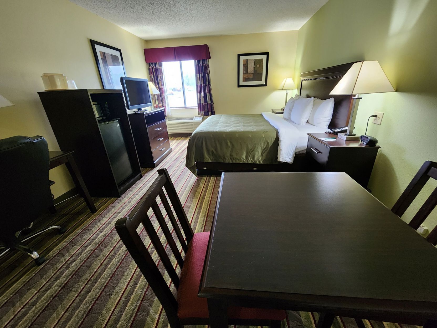 Desk, laptop workspace, soundproofing, iron/ironing board