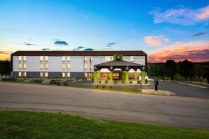 المنشأة من الخارج