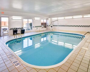 Piscine intérieure