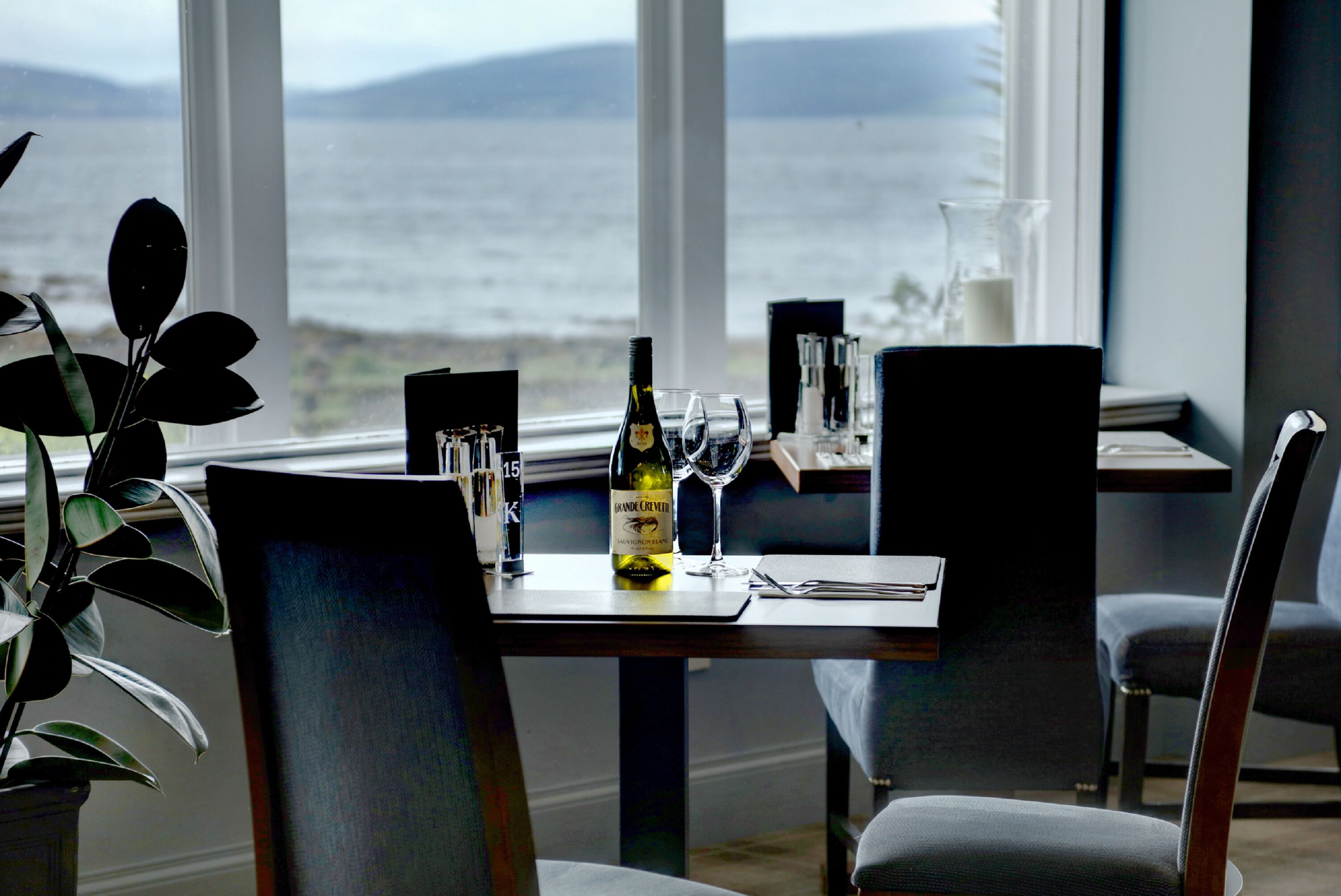 Breakfast (GBP 12.50 per person)