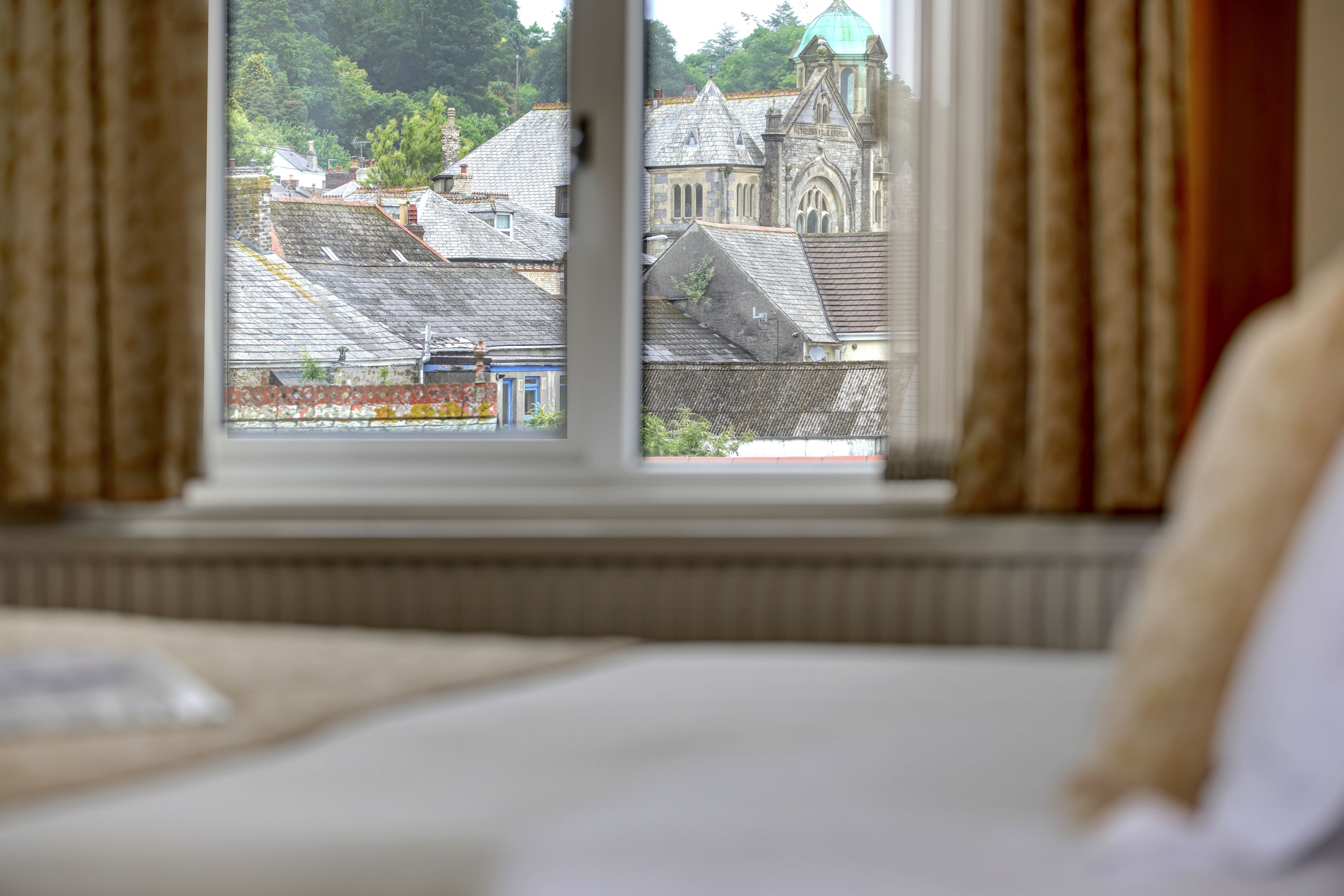 Comfort Room, 1 Double Bed, Non Smoking | Desk, laptop workspace, soundproofing, iron/ironing board (on request)