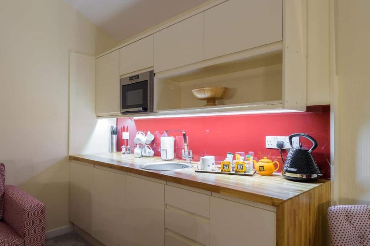 premium bedding, individually decorated, individually furnished, desk