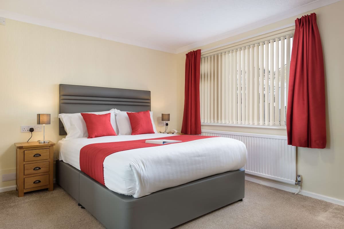 Comfort Room, 1 Double Bed, Non Smoking | Premium bedding, individually decorated, individually furnished, desk