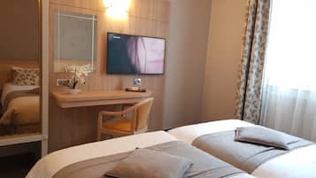 Standard Twin Room | Premium bedding, in-room safe, desk, blackout drapes