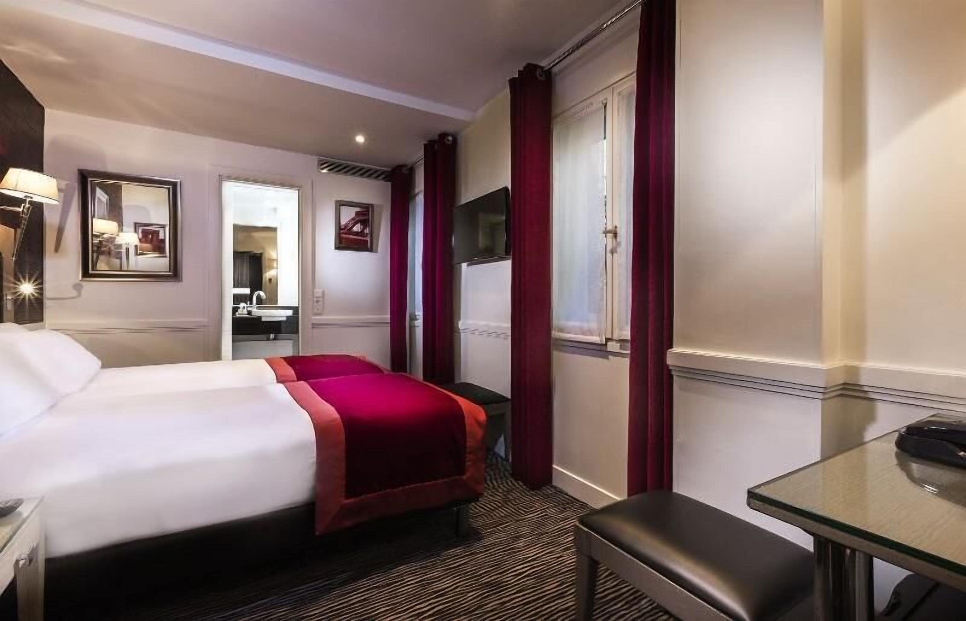 Minibar, in-room safe, desk, soundproofing