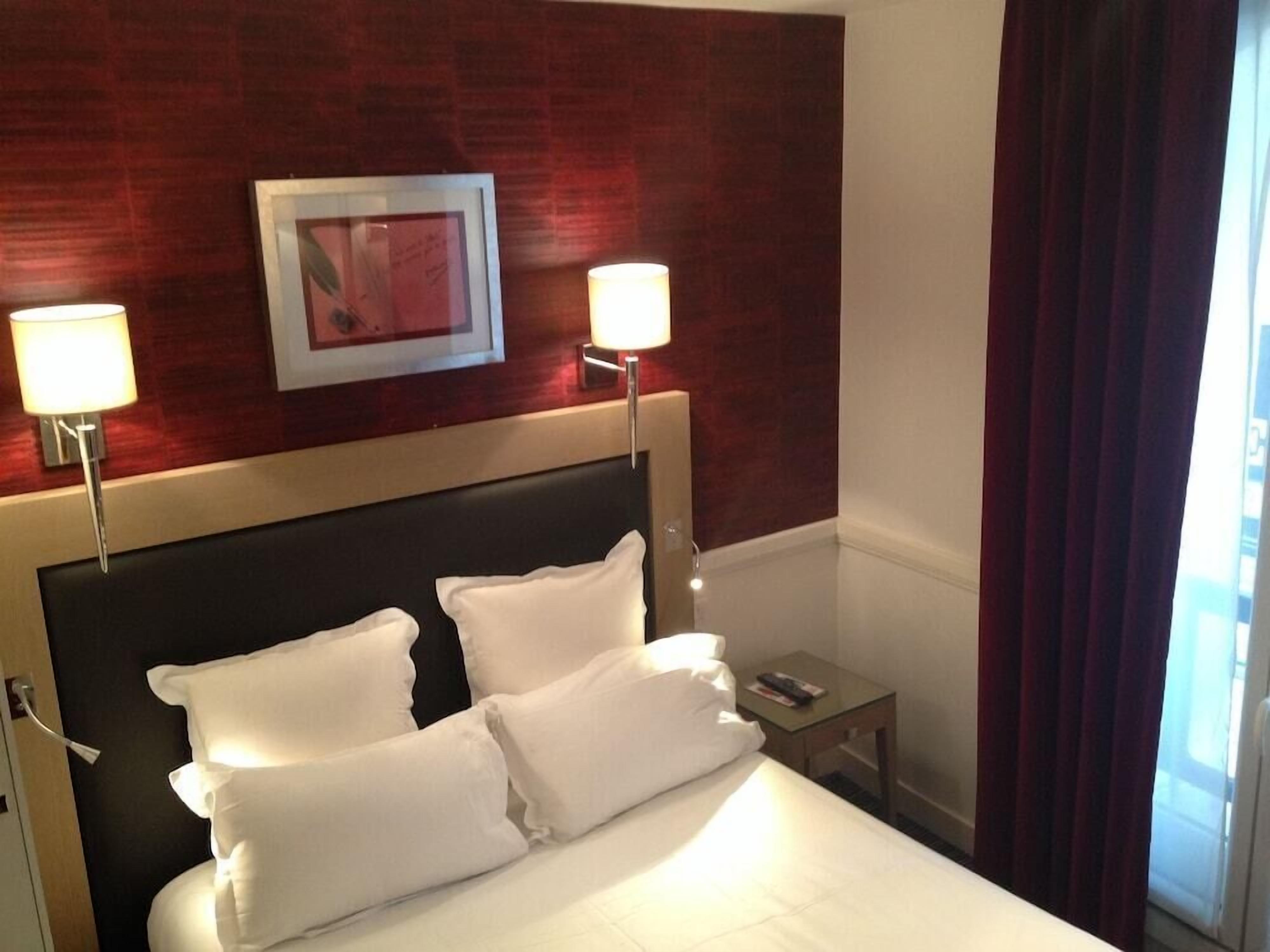 Minibar, in-room safe, desk, soundproofing