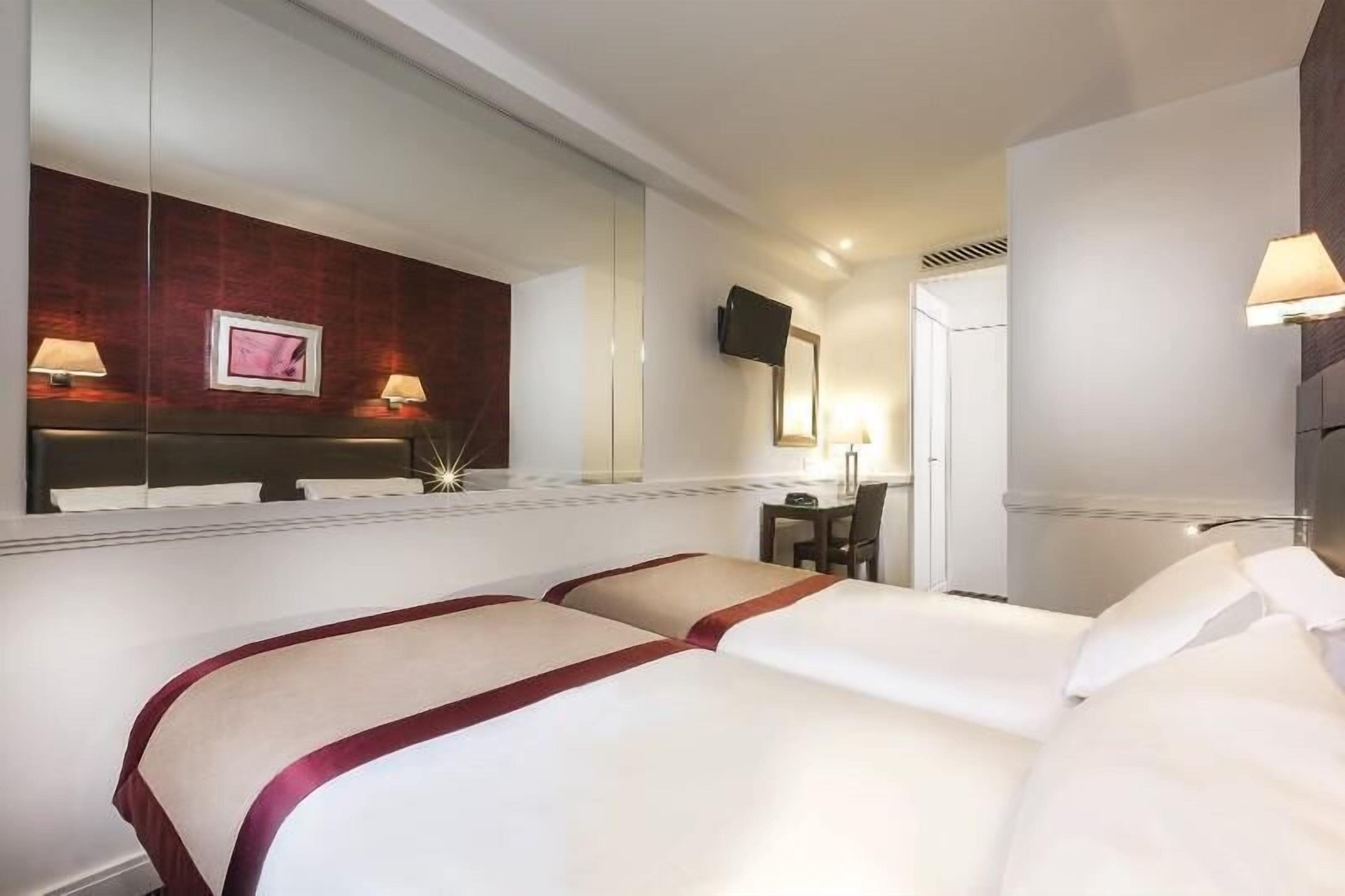 minibar, in-room safe, desk, soundproofing