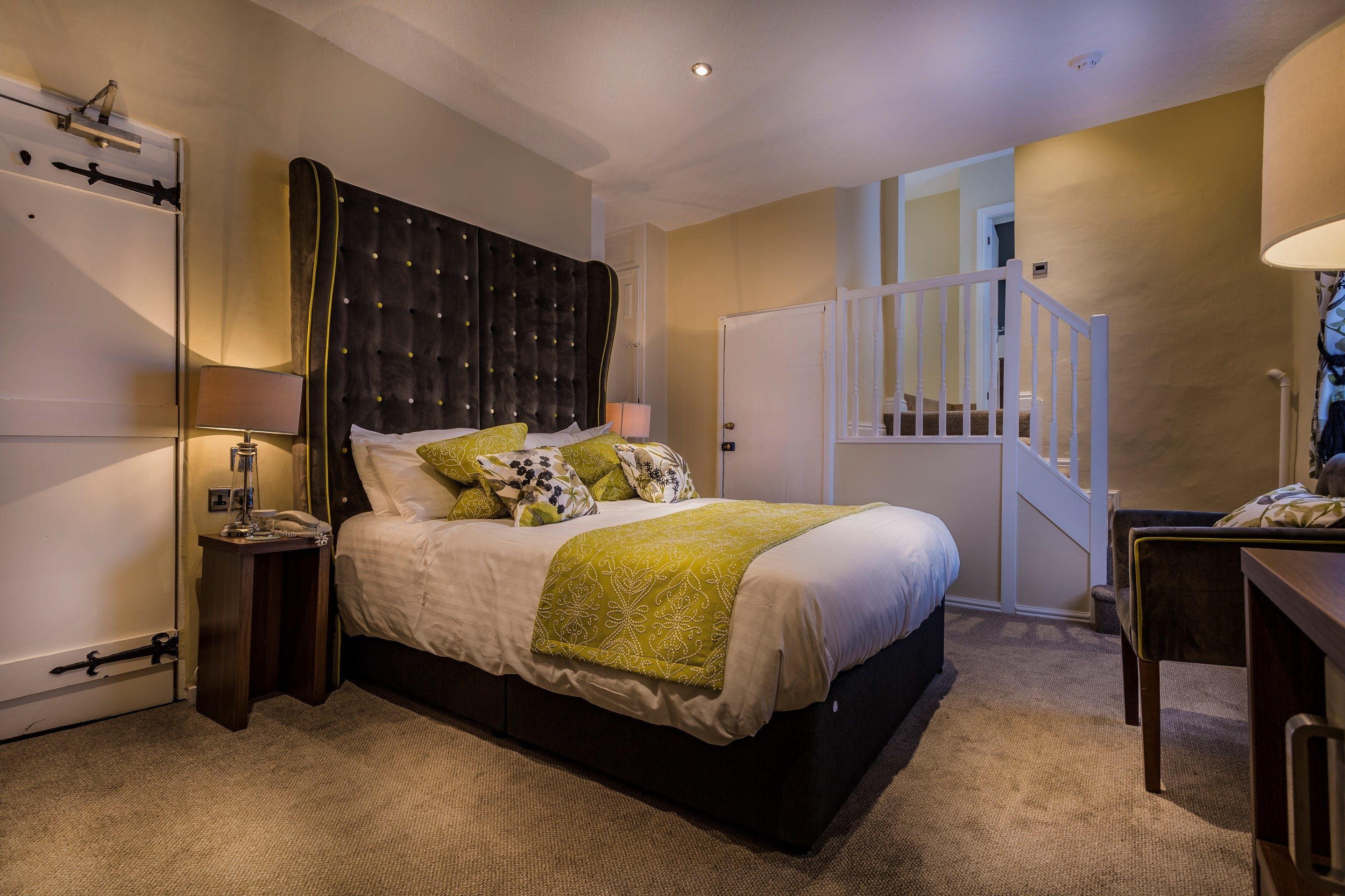 deluxe double room | 1 bedroom, desk, blackout curtains, iron/ironing board