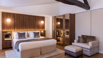 Suite | Hochwertige Bettwaren, Pillowtop-Betten, Minibar, Zimmersafe