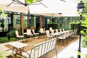 Garden - Hotel Lord Byron (Paris)