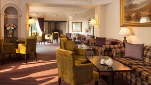 Breakfast, lunch and dinner served - The Old Manor Hotel (Leven)