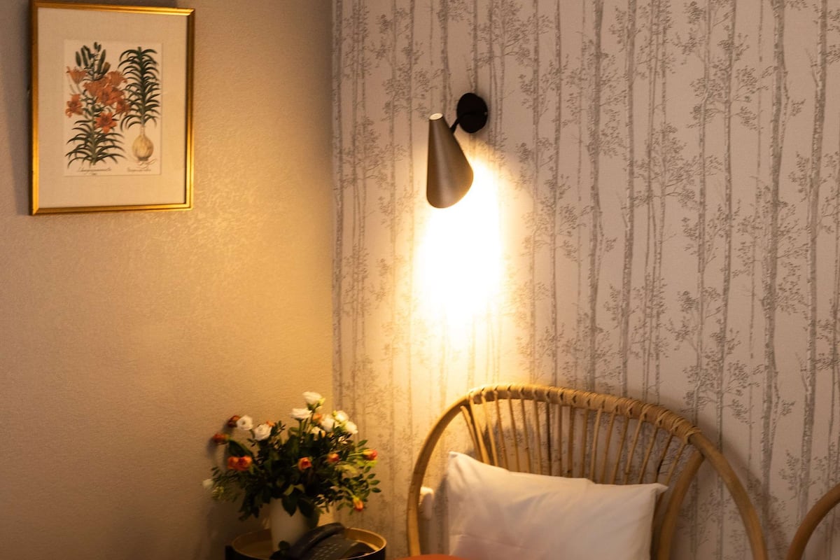Classic Room, 2 Single Beds, Non Smoking | Premium bedding, minibar, in-room safe, individually decorated
