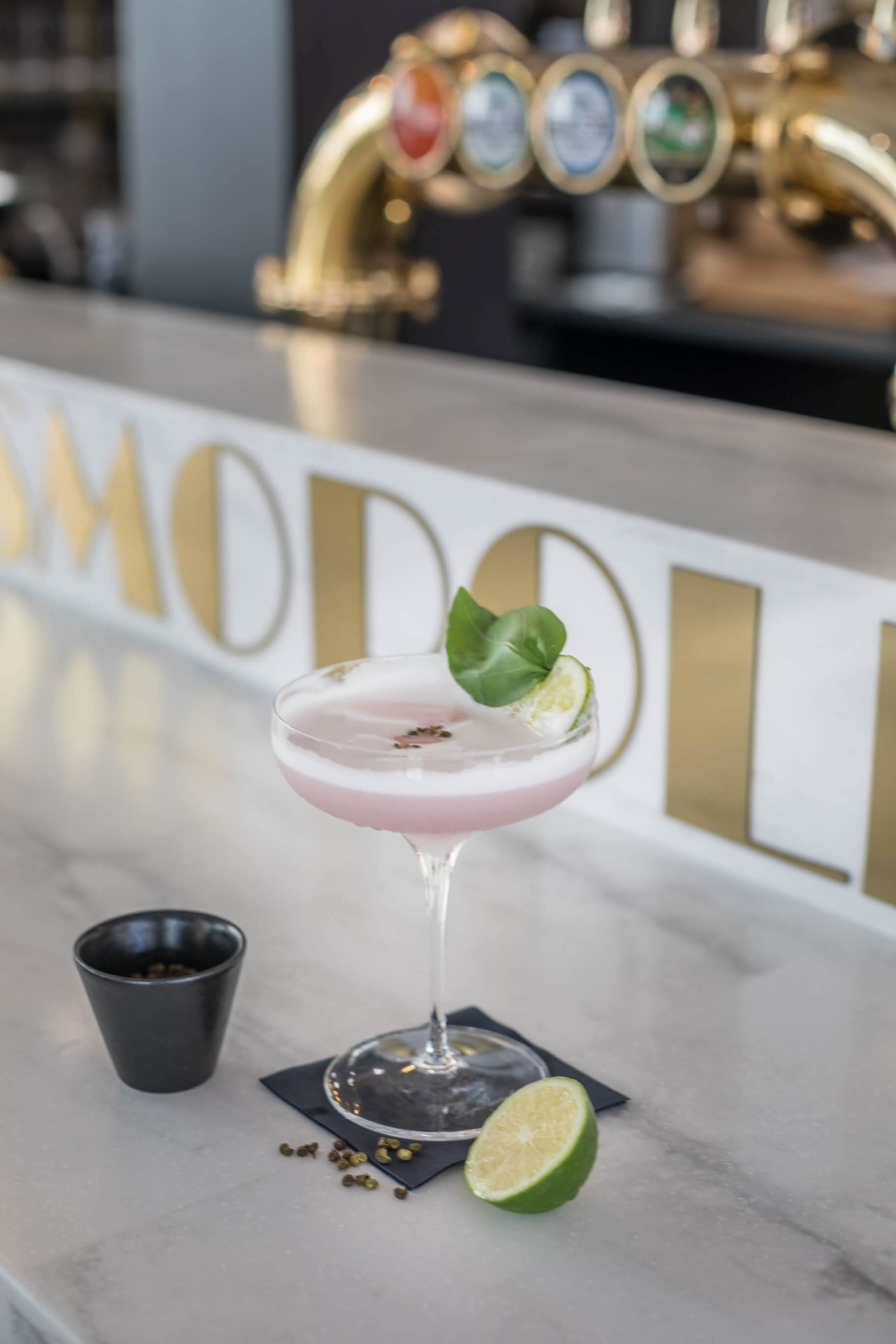 Photo - Hôtel Cosmopolitain