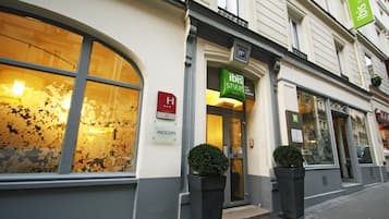 Fachada de la propiedad