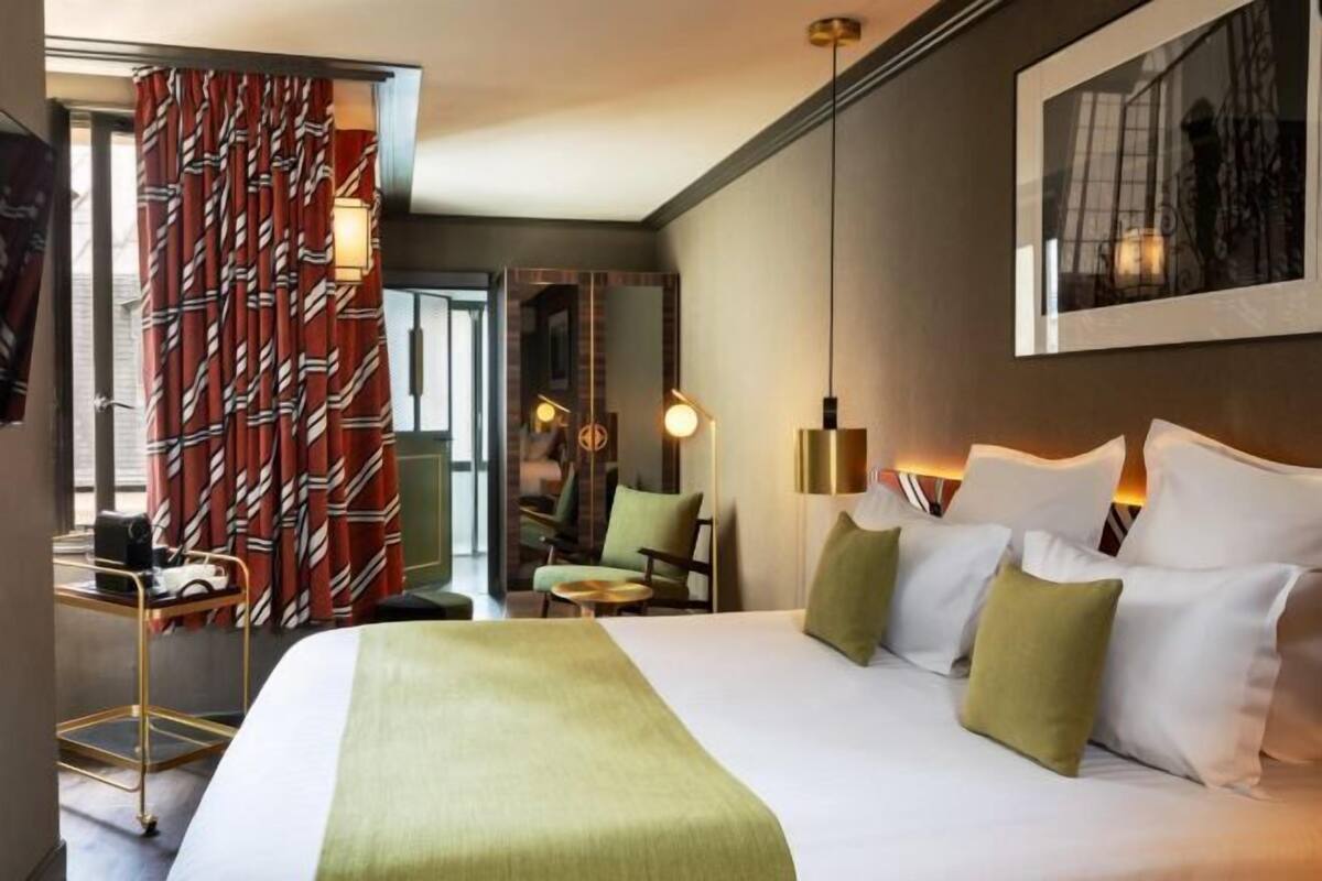 Premium bedding, pillow-top beds, in-room safe, desk