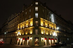 Chambre supérieure | Balcon