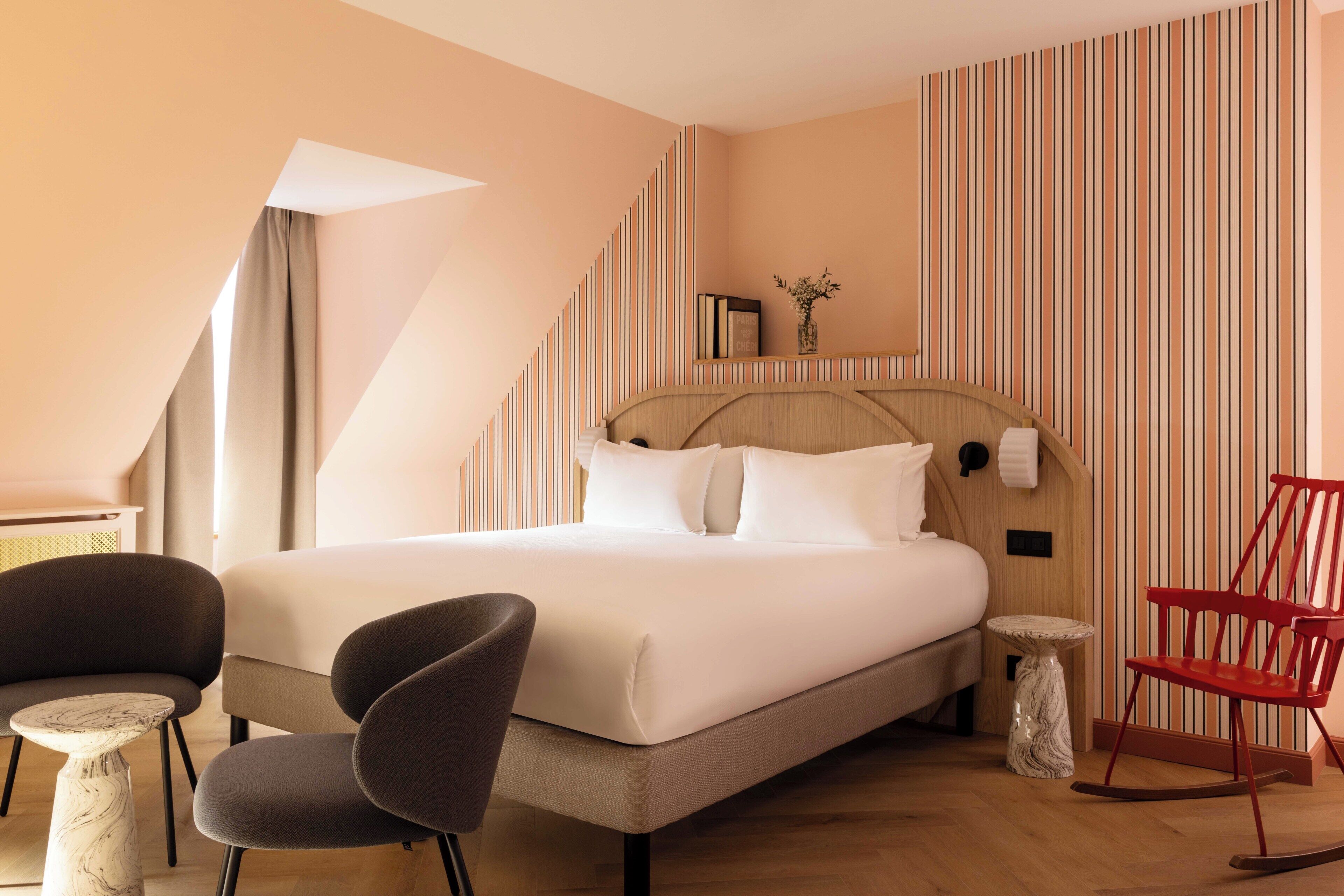 Chambre Exécutive Balcon | Surmatelas, minibar, coffres-forts dans les chambres, bureau