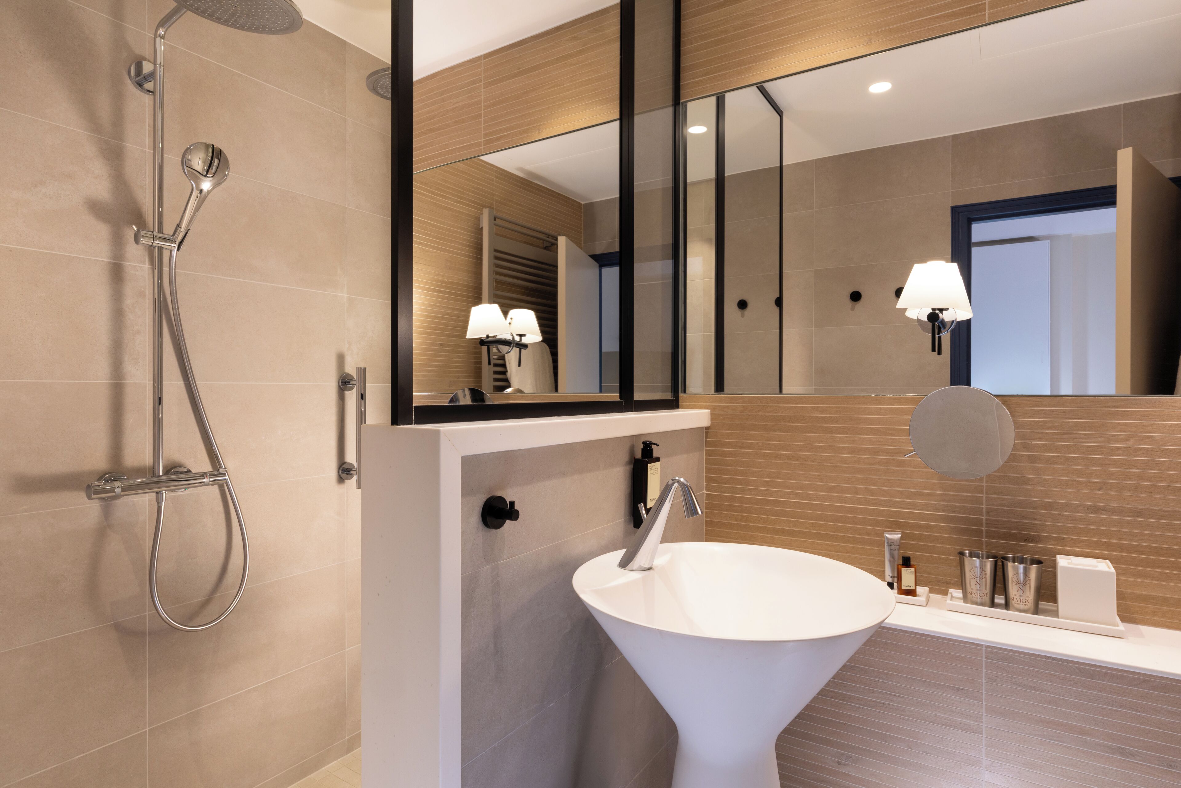 Photo - Hôtel de Sévigné