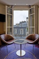 Chambre supérieure | Balcon