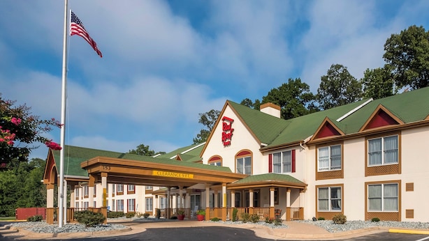 Unclassified image, 1 of 25, button - Red Roof Inn & Suites Stafford, VA - Quantico (Stafford)