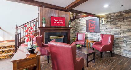 Red Roof Inn & Suites Stafford, VA - Quantico