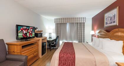 Red Roof Inn & Suites Stafford, VA - Quantico