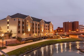 Exterior - Country Inn & Suites by Radisson, Sioux Falls (Sioux Falls)