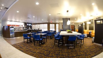 Breakfast and dinner served, American cuisine