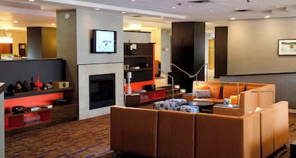 Courtyard by Marriott Waterbury Downtown