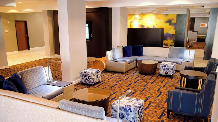 Courtyard by Marriott Waterbury Downtown