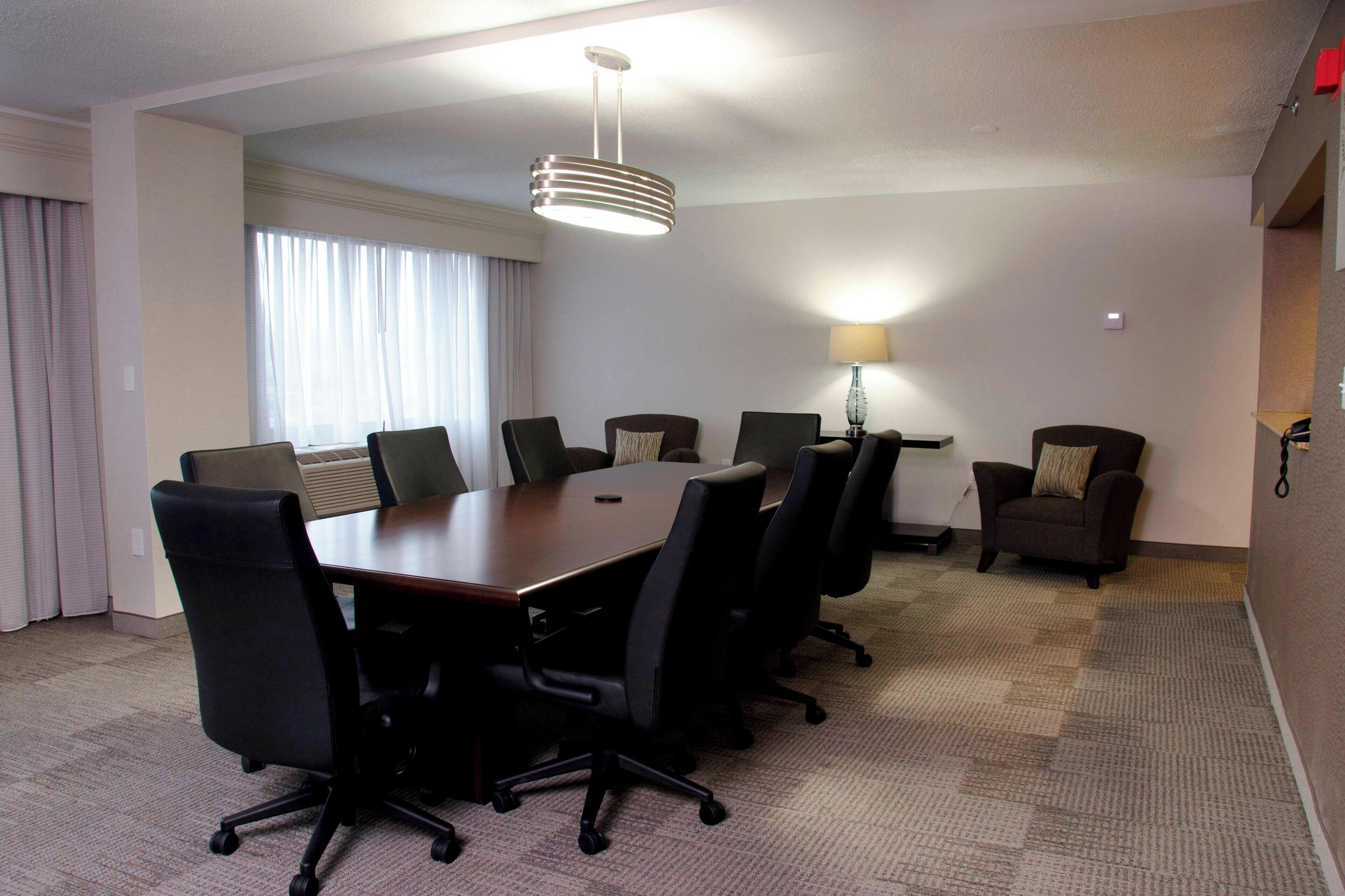 in-room safe, desk, laptop workspace, blackout curtains