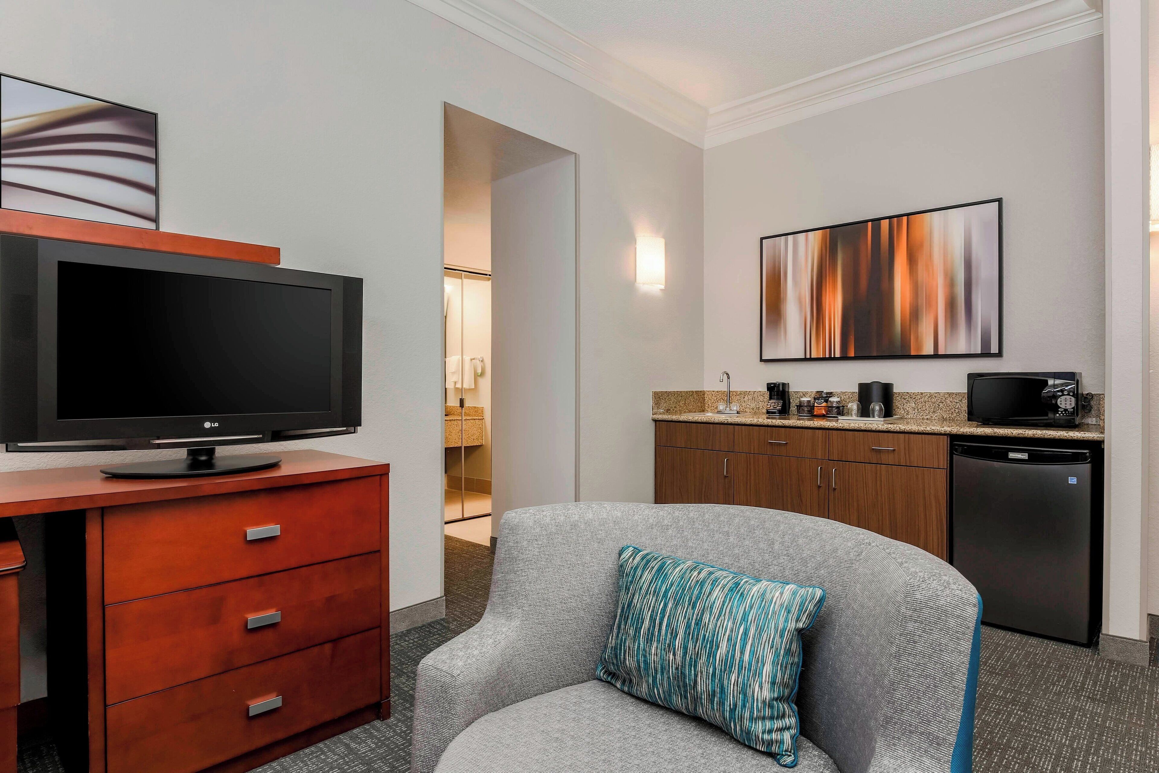 suite, 1 bedroom | 1 bedroom, desk, blackout curtains, iron/ironing board