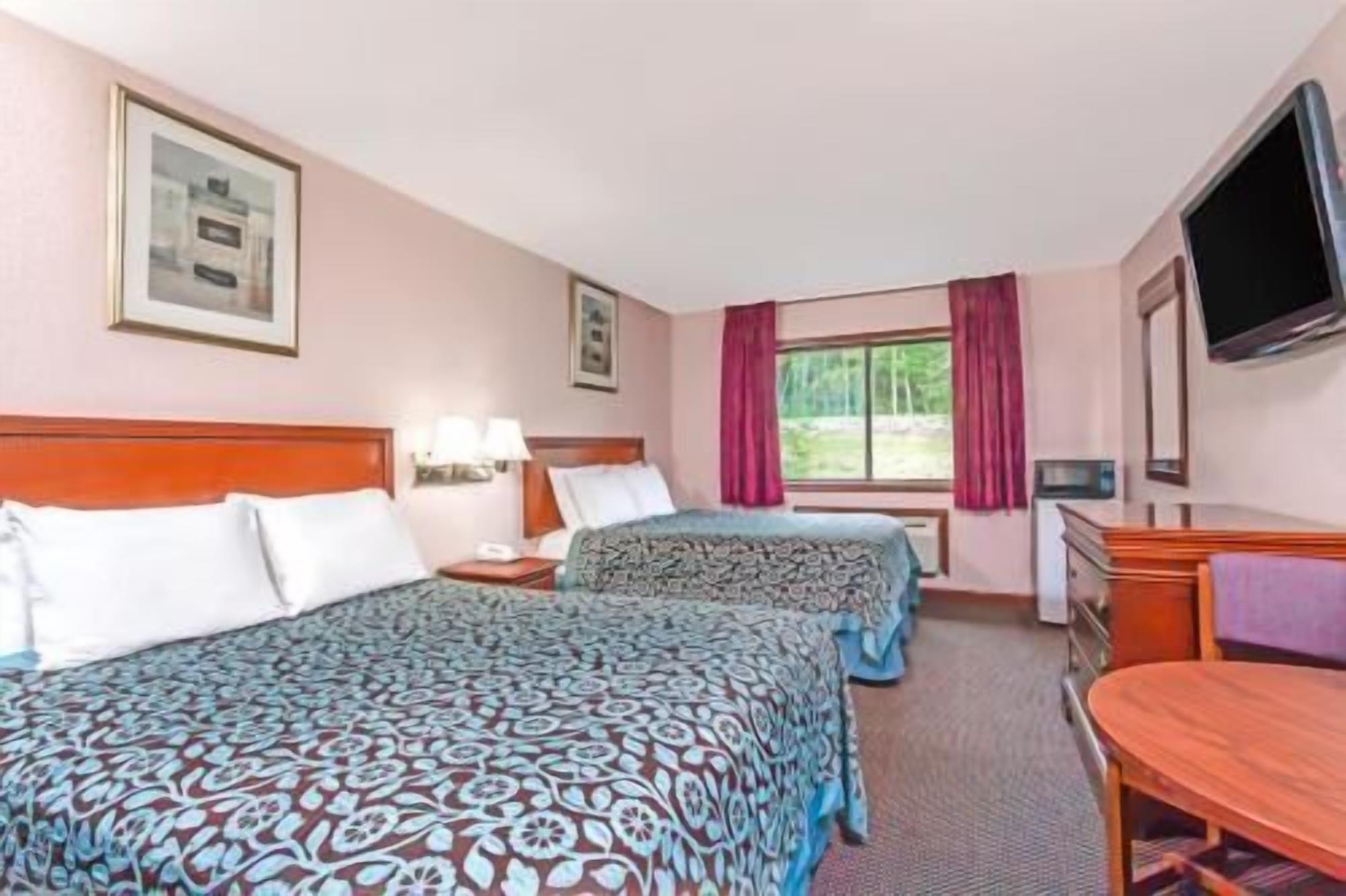In-room safe, desk, iron/ironing board, free cots/infant beds