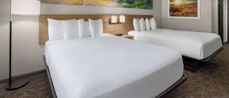 Rum - 2 queensize-sÀngar - icke-rökare | VÀrdeförvaringsskÄp pÄ rummet, skrivbord och strykjÀrn/strykbrÀda