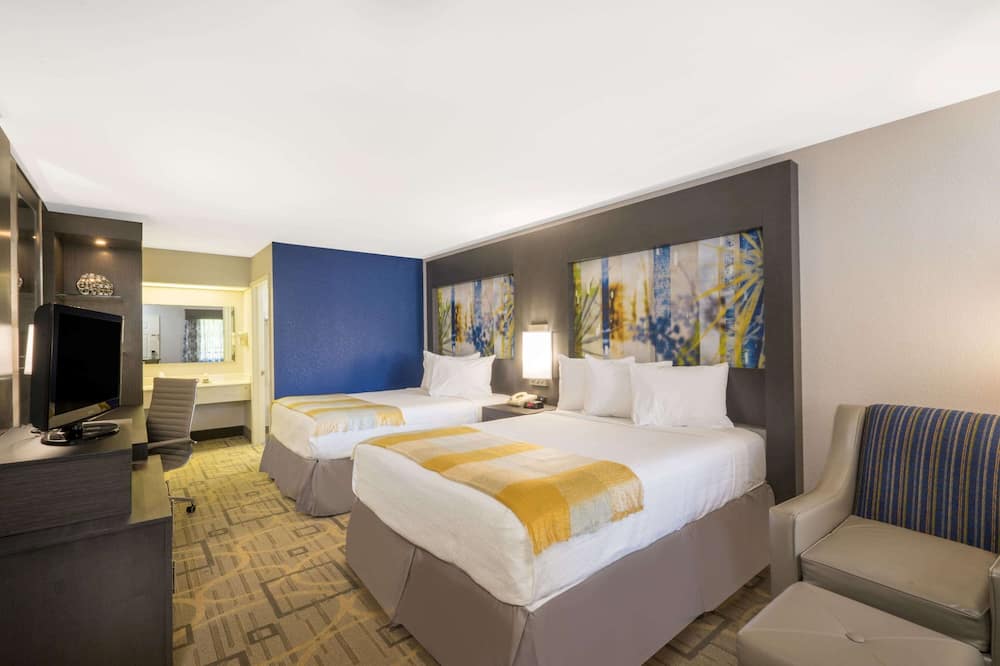 Days Inn by Wyndham Asheville Downtown North