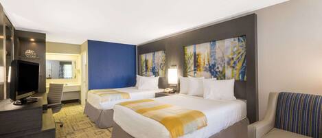 办公桌、熨斗/熨衣板、免费婴儿床、免费 WiFi