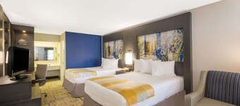 Days Inn by Wyndham Asheville Downtown North