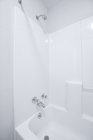 Economy Double Room, 2 Double Beds, Smoking, Refrigerator & Microwave | Bathroom | Free toiletries, hair dryer, towels - Texas Inn San Benito near Harlingen (San Benito)