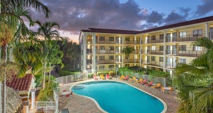 Holiday Inn & Suites Boca Raton - North by IHG