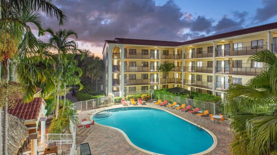 Holiday Inn & Suites Boca Raton - North by IHG