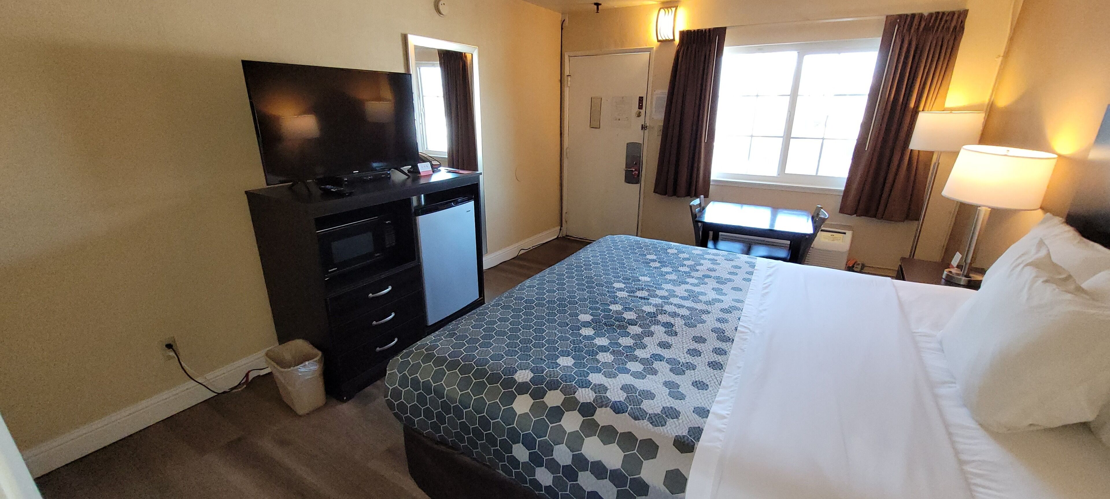 Foto - Econo Lodge Sacramento Convention Center