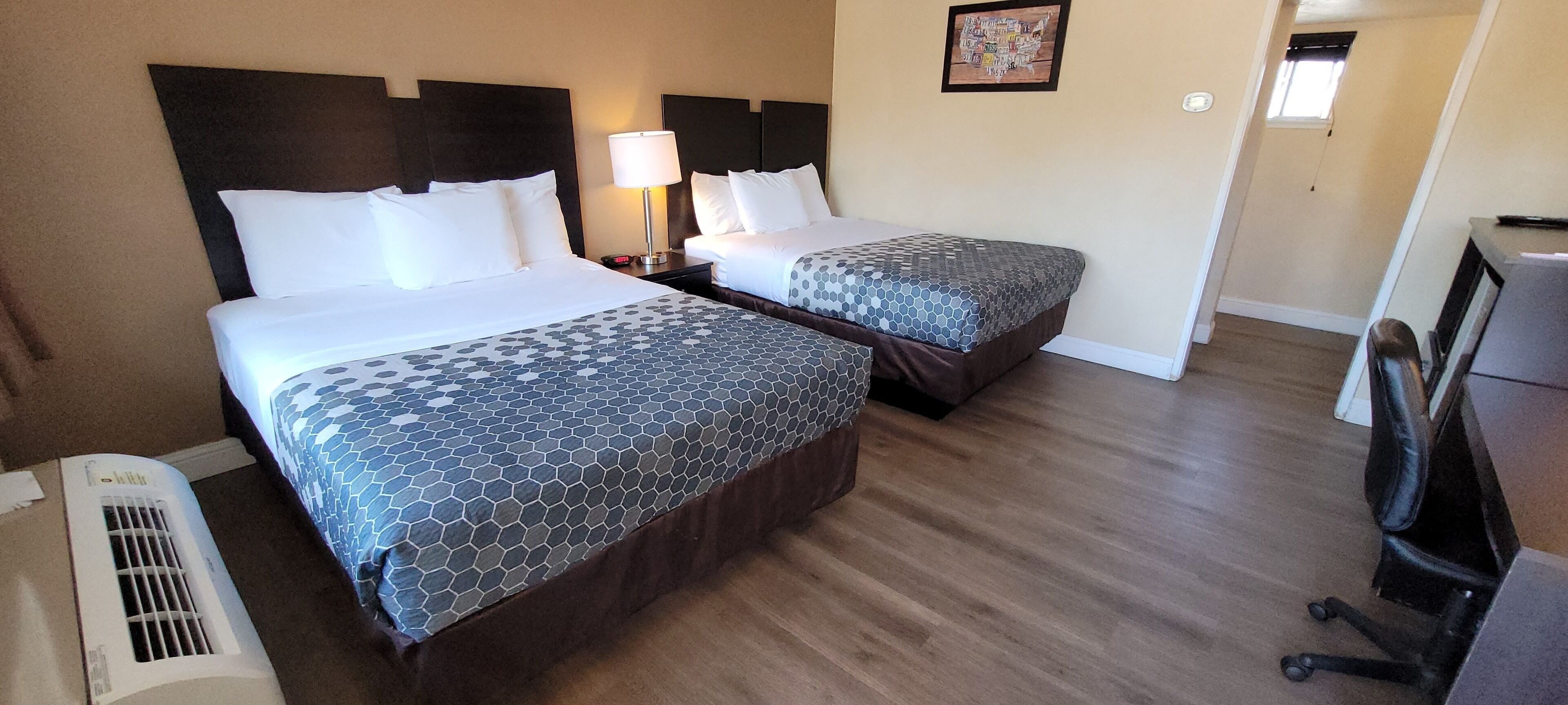 Foto - Econo Lodge Sacramento Convention Center