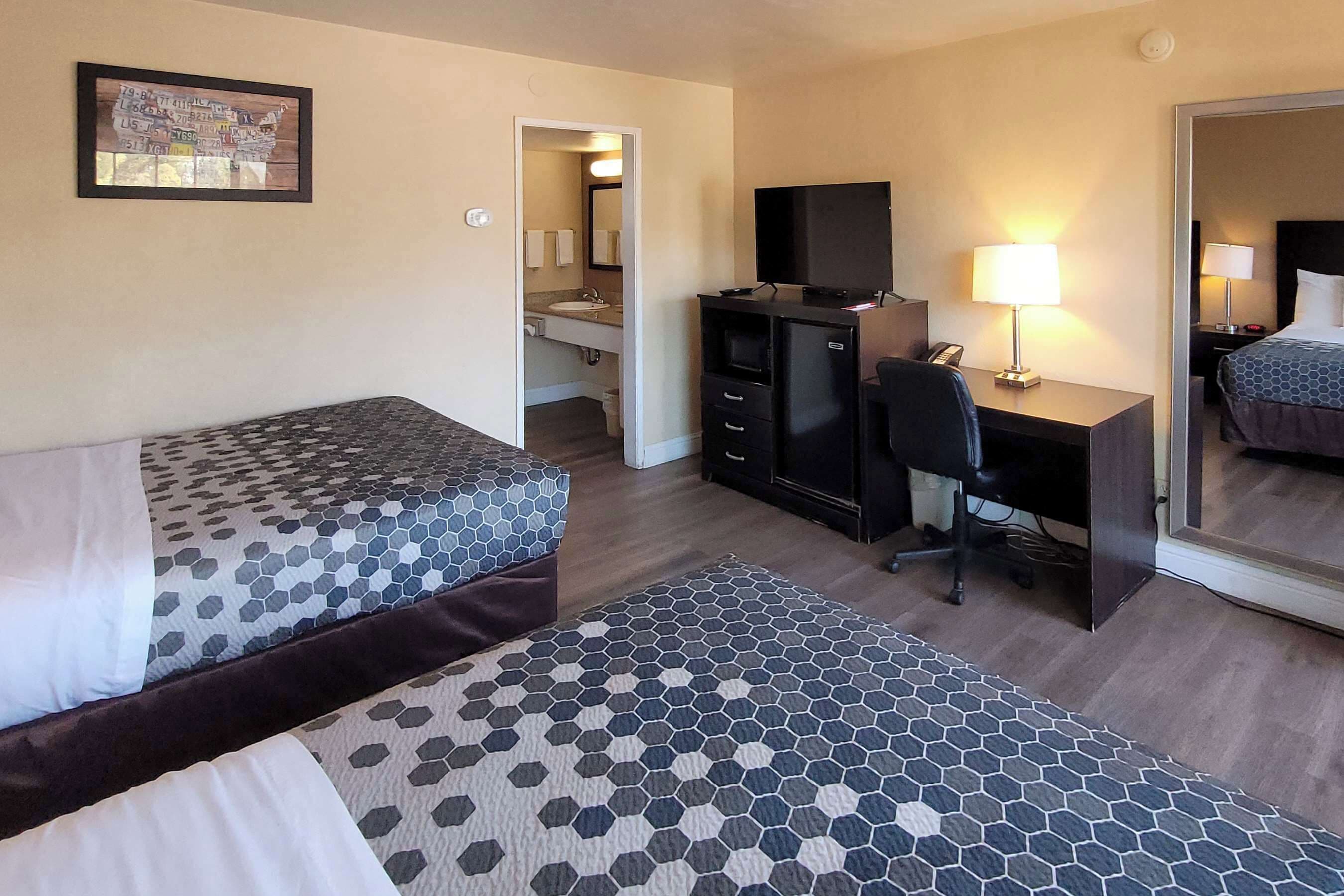 Foto - Econo Lodge Sacramento Convention Center