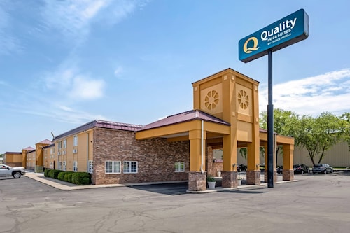 Quality Inn & Suites Lincoln South