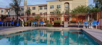 Holiday Inn Express & Suites Phoenix - Mesa West by IHG