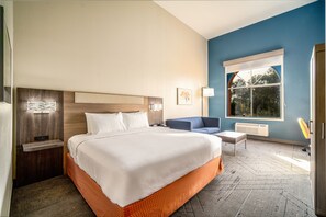 Pillow-top beds, in-room safe, desk, laptop workspace - Holiday Inn Express & Suites Phoenix - Mesa West by IHG (Mesa)