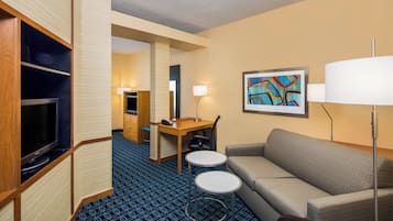 Executive-Suite, 1 King-Bett und Schlafsofa, Nichtraucher | Wohnzimmer | LED-Fernseher