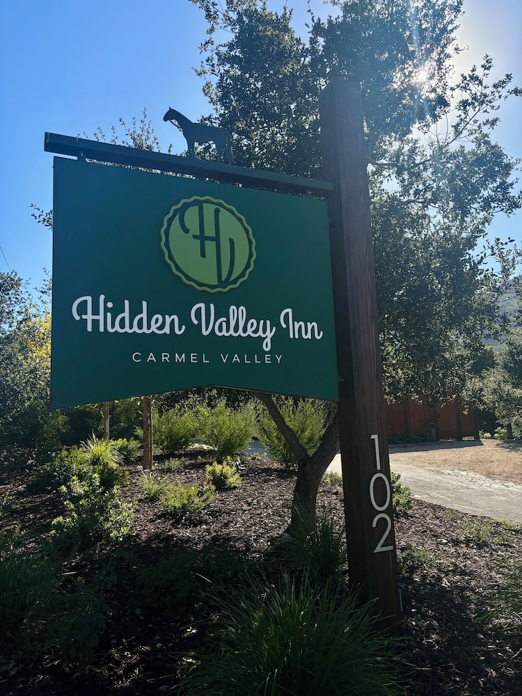 Hidden Valley Inn by null