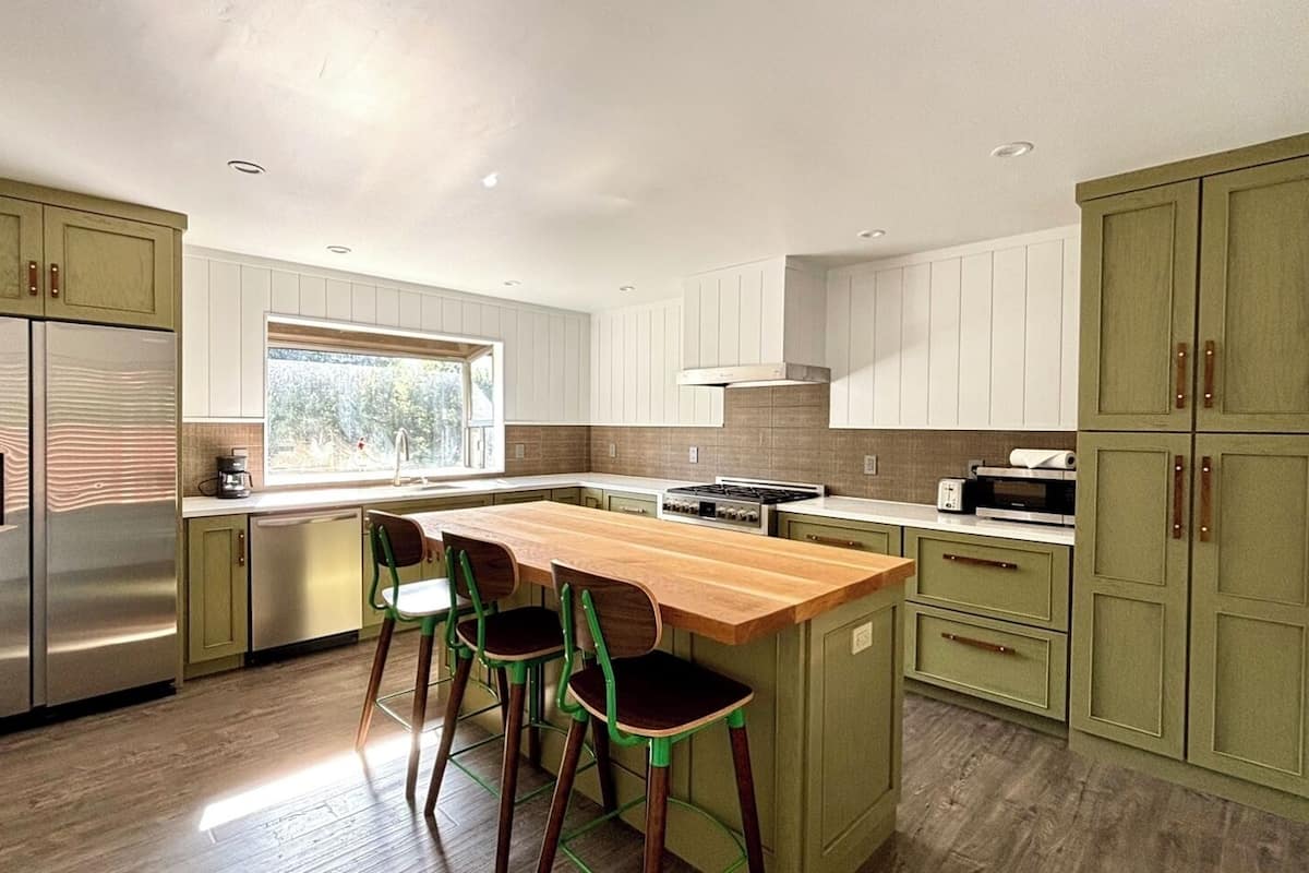 the village house - not pet friendly | private kitchen | coffee/tea maker